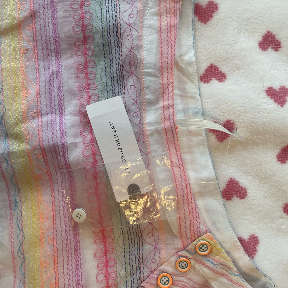 Spring Anthropologie Shirt - Picture 5 of 10